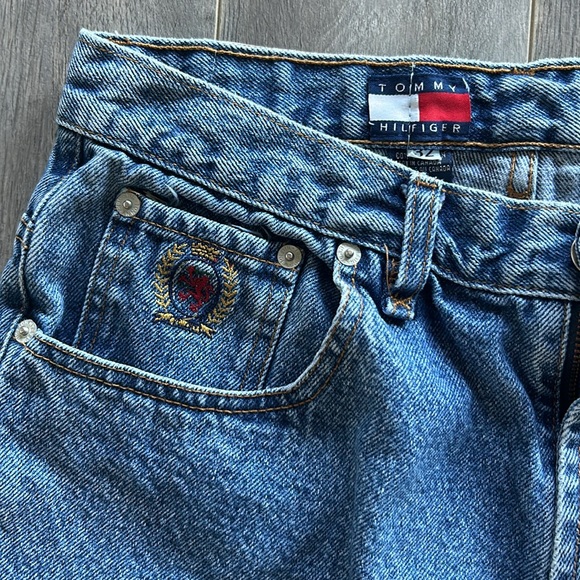 Vintage Tommy Hilfiger Jeans, size 32
✨EUC✨ - Picture 7 of 8